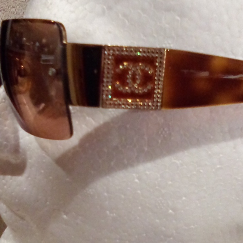 Chanel "Diamante" Vintage Sunglasses,4095B, C.125/6U, 62*15 125. - Picture 3 of 13